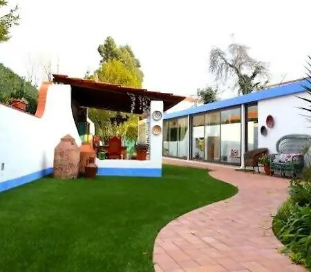 House With 3 Bedrooms In Marinha Grande, With Enclosed Garden And Wifi - 7 Km From The Beach